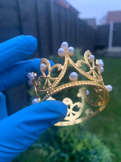 Crown Cake Topper / Gold / Silver colour mini crown